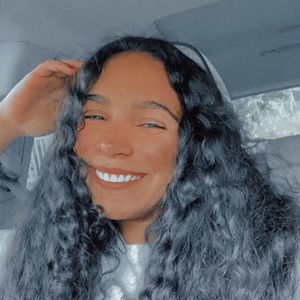 Meet your Posher, Annielys